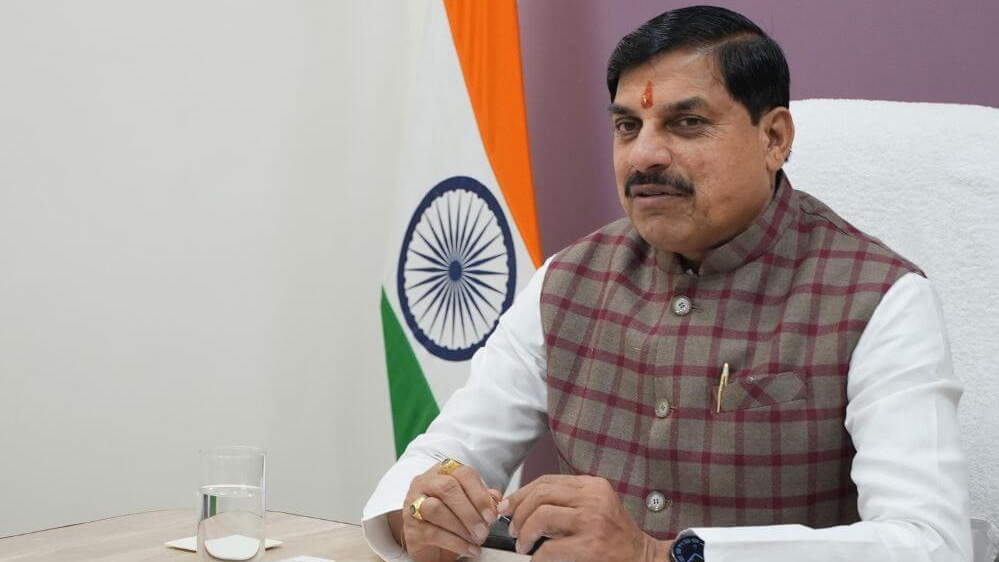 सीएम का राहुल पर हमला: हल्की भाषा बोलने के आरोप, वैश्विक हालात पर ध्यान देने की सलाह, कांग्रेस षड्यंत्र कर रही है