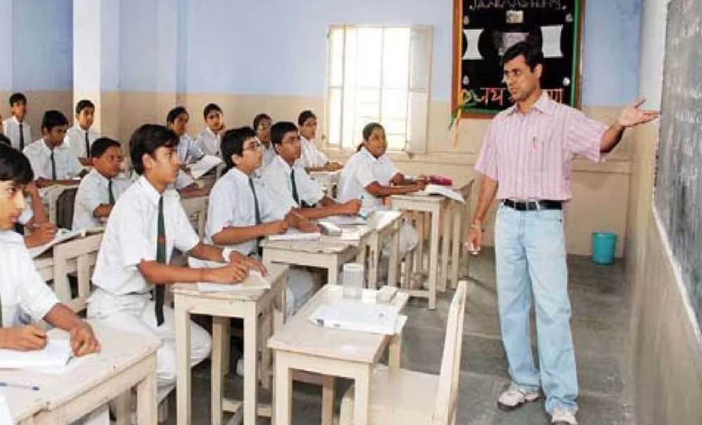 TET अनिवार्यता के खिलाफ 4 अप्रैल को दिल्ली में होगा विशाल प्रदर्शन, छत्तीसगढ़ से 25 हजार शिक्षक होंगे शामिल