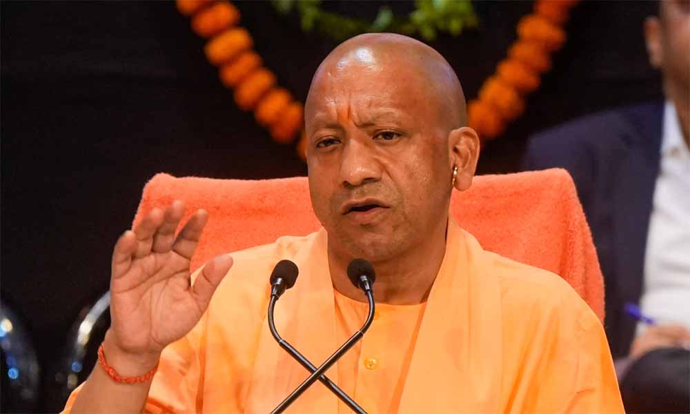 कुर्सी एक दिन छूटेगी— नोएडा उदाहरण के साथ Yogi Adityanath का बड़ा संदेश