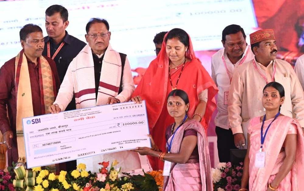 रायपुर : विशेष लेख – छत्तीसगढ़ में महिला सशक्तिकरण का स्वर्णिम युग, स्वाभिमान की नई पहचान