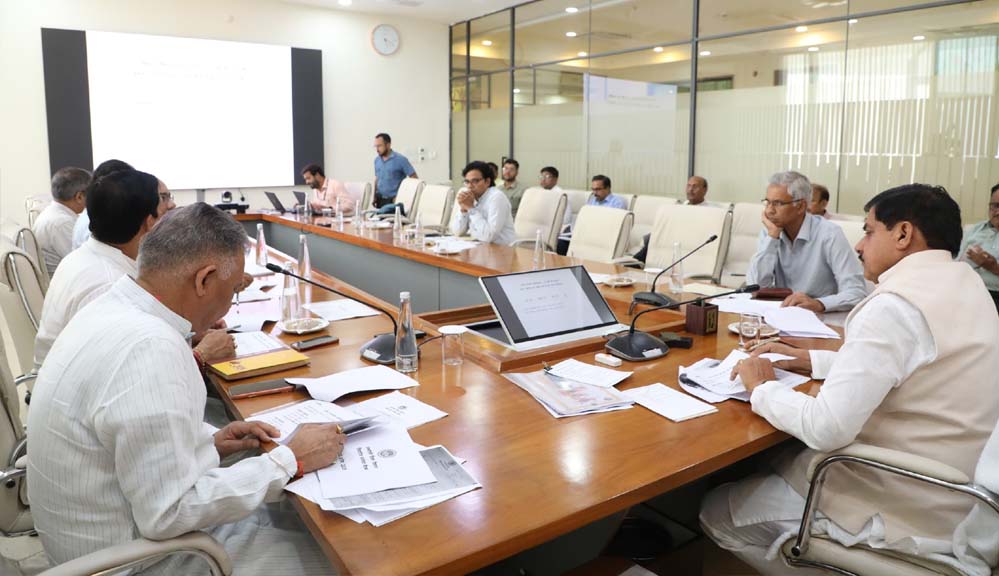 मुख्यमंत्री डॉ. यादव ने दिए आदेश: रोजगार से जुड़े नए कोर्स डिज़ाइन करें