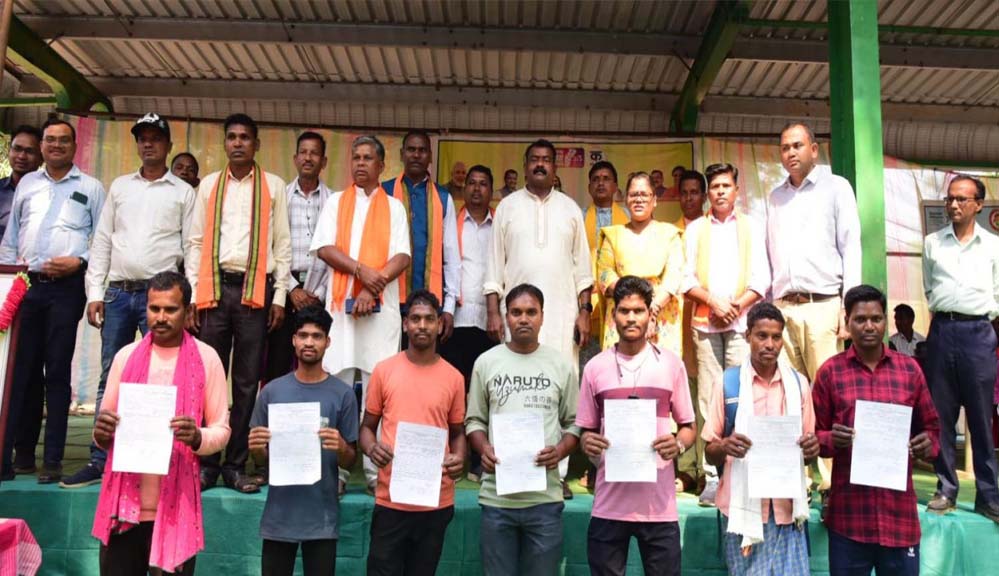 चिंगनार गांव में जनसमस्या निवारण शिविर, ग्रामीणों को मिली राहत