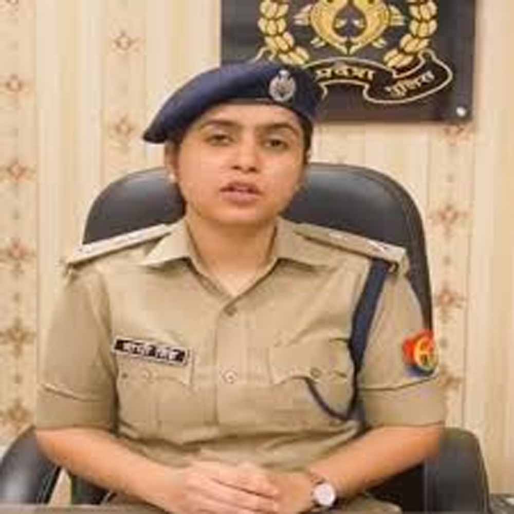 अंबेडकरनगर में महिला एसपी की एंट्री, लूटकांड पर सख्त निर्देश