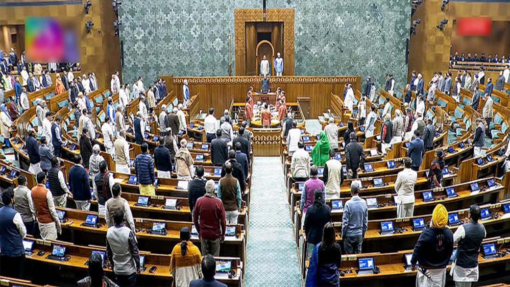 लोकसभा में 850 सांसद होंगे, 3 नए बिलों के मसौदे पर सांसदों से चर्चा शुरू