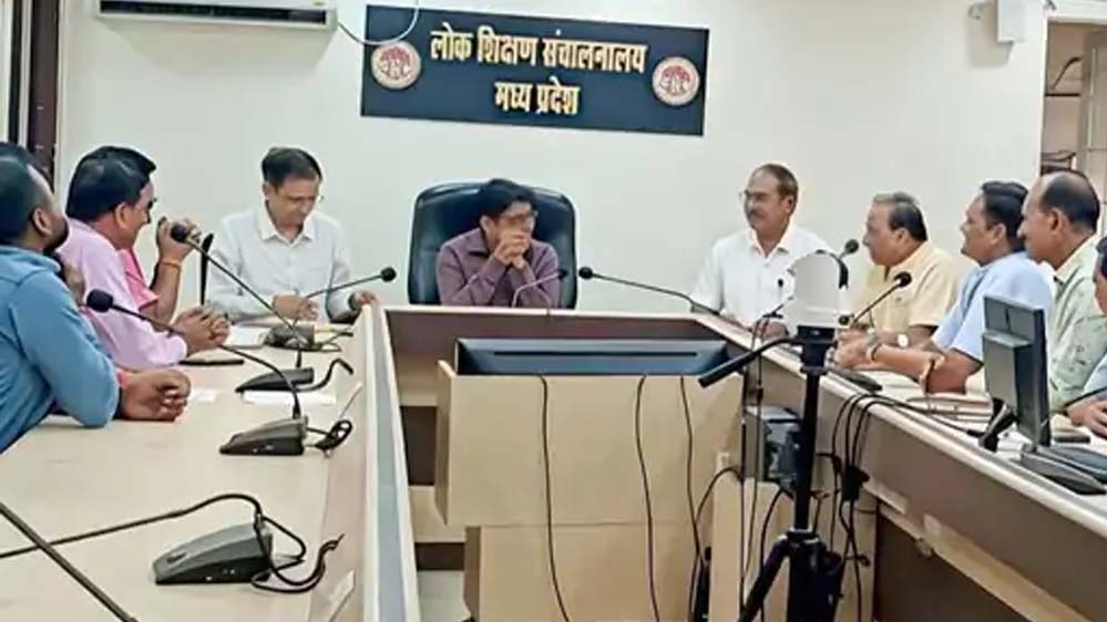 TET परीक्षा को लेकर नए आदेश जारी, विभाग मंथन करेगा कि किन शिक्षकों के लिए परीक्षा अनिवार्य होगी