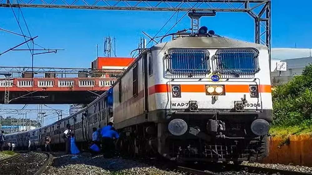 रेलवे की ओर से 15 समर स्पेशल ट्रेनों को हरी झंडी, भोपाल, जबलपुर और कोटा डिवीजन में यात्रियों को मिलेगा फायदा