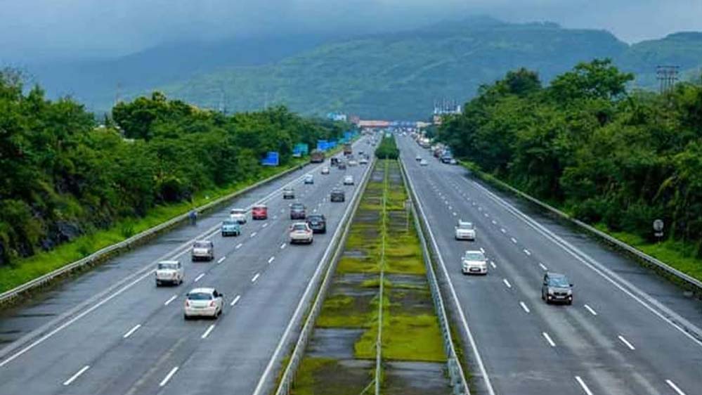 इकोनॉमिक कॉरिडोर से बुंदेलखंड का पलायन रुकने की उम्मीद, लखनऊ से इंदौर तक बनाने की योजना