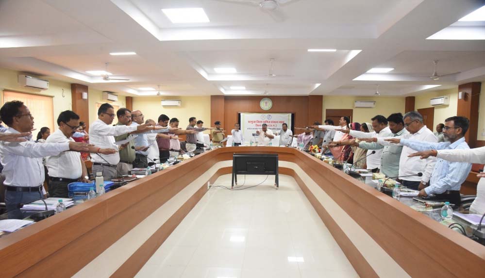 रायपुर में पर्यटन एवं संस्कृति मंत्री राजेश अग्रवाल ने जनगणना शपथ कार्यक्रम कराया संपन्न