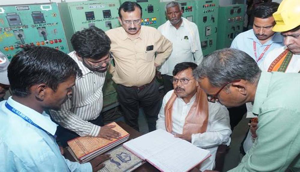 ऊर्जा मंत्री तोमर का बयान: विद्युत आपूर्ति की निर्बाध, सुरक्षित और गुणवत्तापूर्ण व्यवस्था हमारी प्राथमिकता