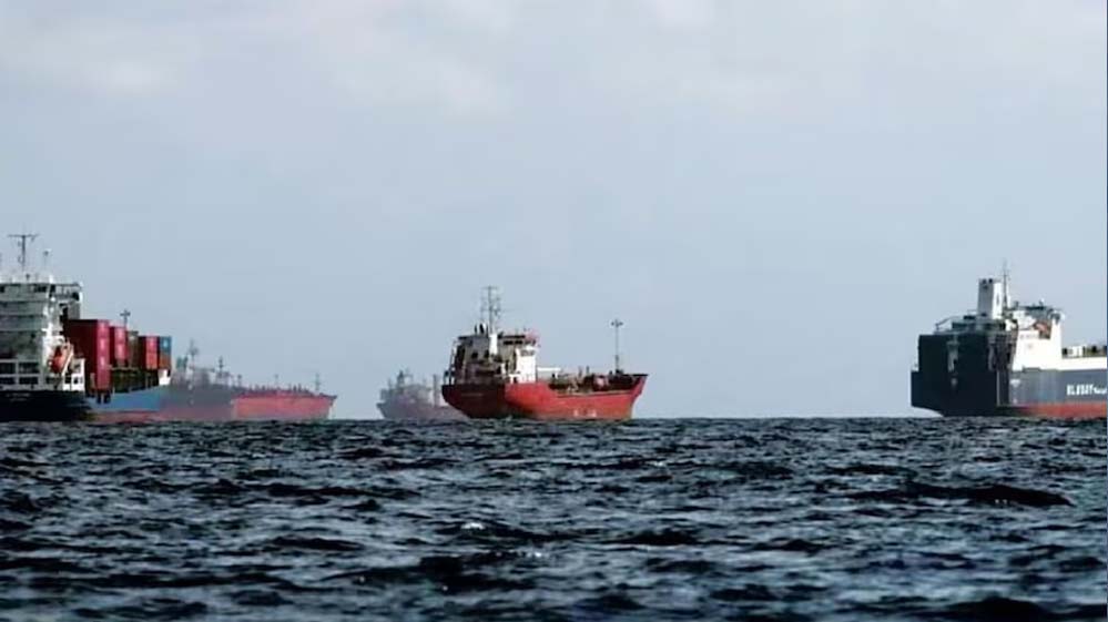 भारत के बाद इस देश को फिर से मिली रूसी तेल खरीद की छूट, ट्रंप का यह कदम क्यों?