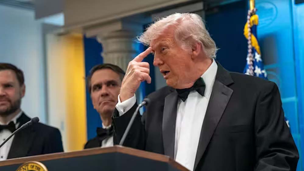 ईरानी विदेश मंत्री की रूस यात्रा पर गुस्साए ट्रंप, दी 3 दिन में कार्रवाई की धमकी