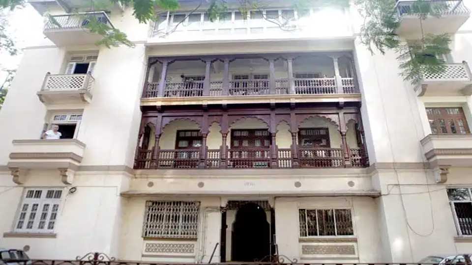 अंबानी के घर के पास आलीशान फ्लैट किराए पर, एक शानदार जीवन का मौका