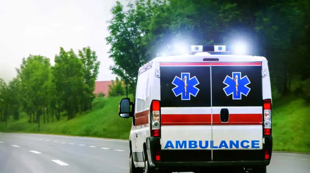 बिना फ्यूल और बिजली के चलने वाली दुनिया की पहली सोलर एंबुलेंस ‘Stella Juva’ का हुआ अनावरण