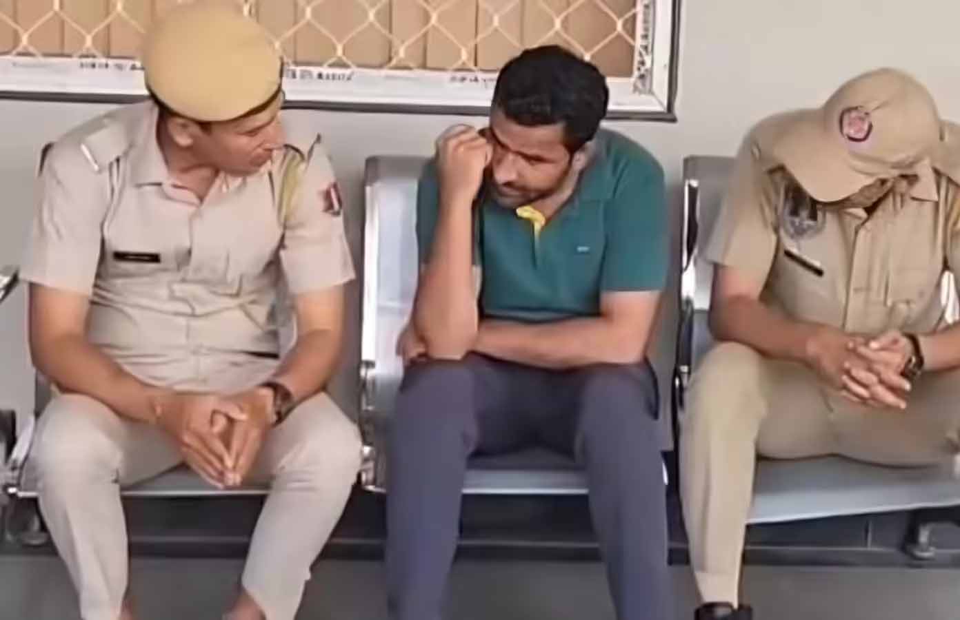 पेपर लीक मामले में सख्ती: सुप्रीम कोर्ट ने नहीं दी राहत