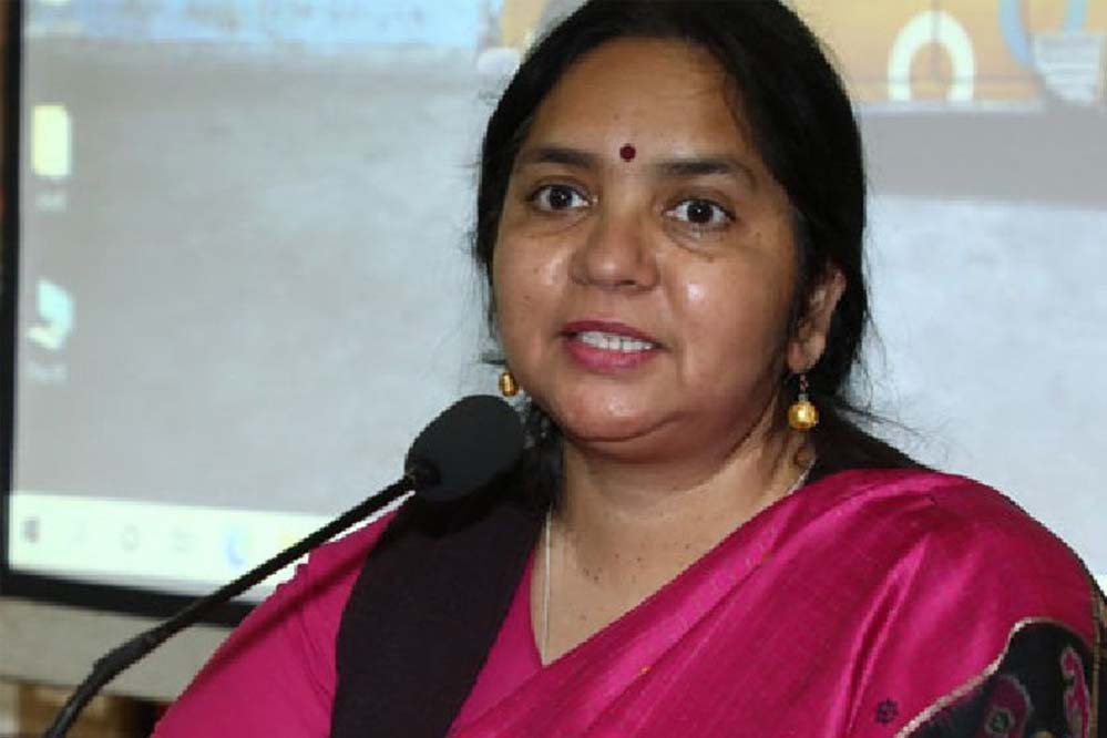 पेट्रोलियम पदार्थों की उपलब्धता पर अपर मुख्य सचिव श्रीमती शमी ने की विस्तृत समीक्षा