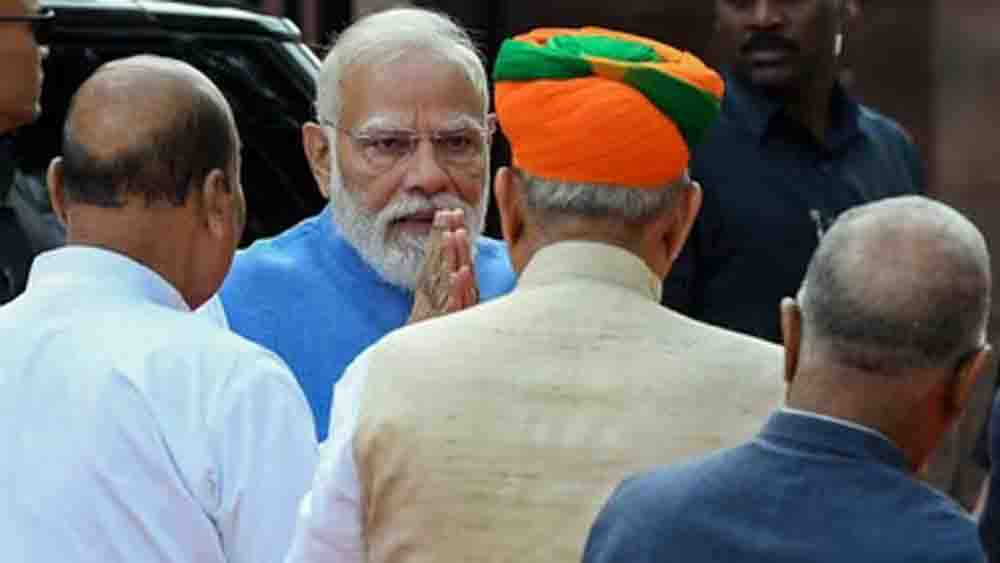 महिला आरक्षण संशोधन पर सरकार की तैयारी तेज, लोकसभा-राज्यसभा में व्हिप जारी