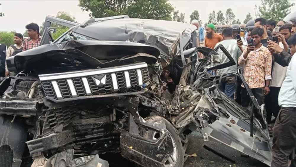 बरेली बाइपास पर दर्दनाक हादसा, टैंकर से टकराने पर बोलेरो-बाइक के पांच सवारों की मौत