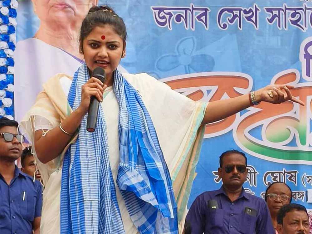 चुनावी रैली में सायोनी घोष का अनोखा अंदाज़, संस्कृत से कलमा तक का उच्चारण