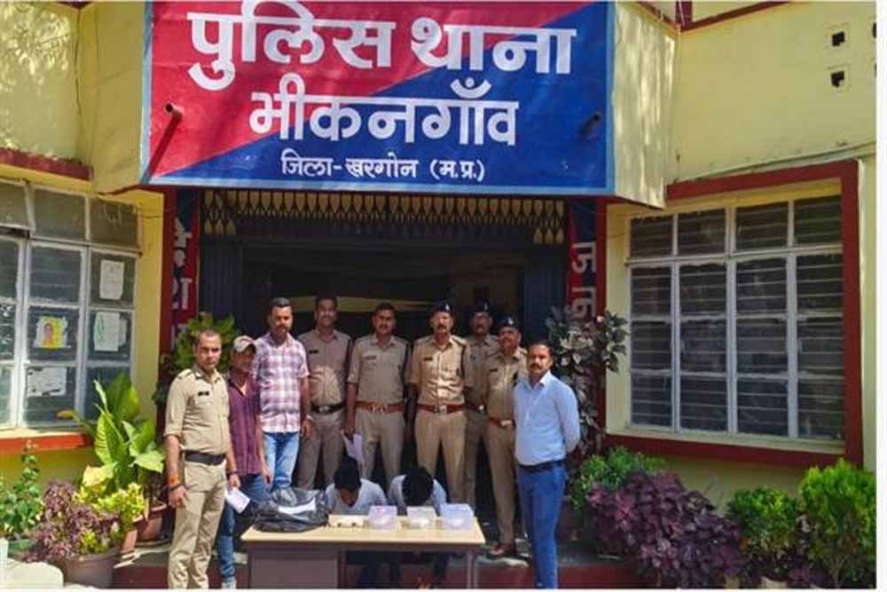 मध्यप्रदेश पुलिस की अवैध हथियारों की तस्‍करी के विरूद्ध सख्त कार्रवाई विगत तीन सप्ताह में 52 अवैध हथियार जब्त