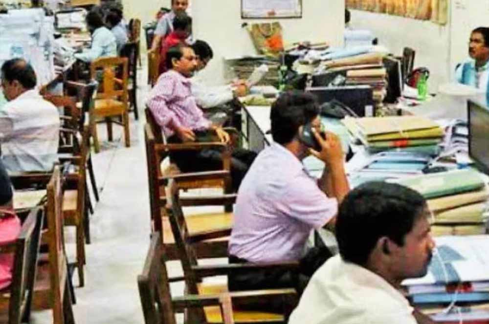 जरूरी काम पर ही छुट्टी: समीक्षा समिति की मंजूरी के बाद ही अवकाश