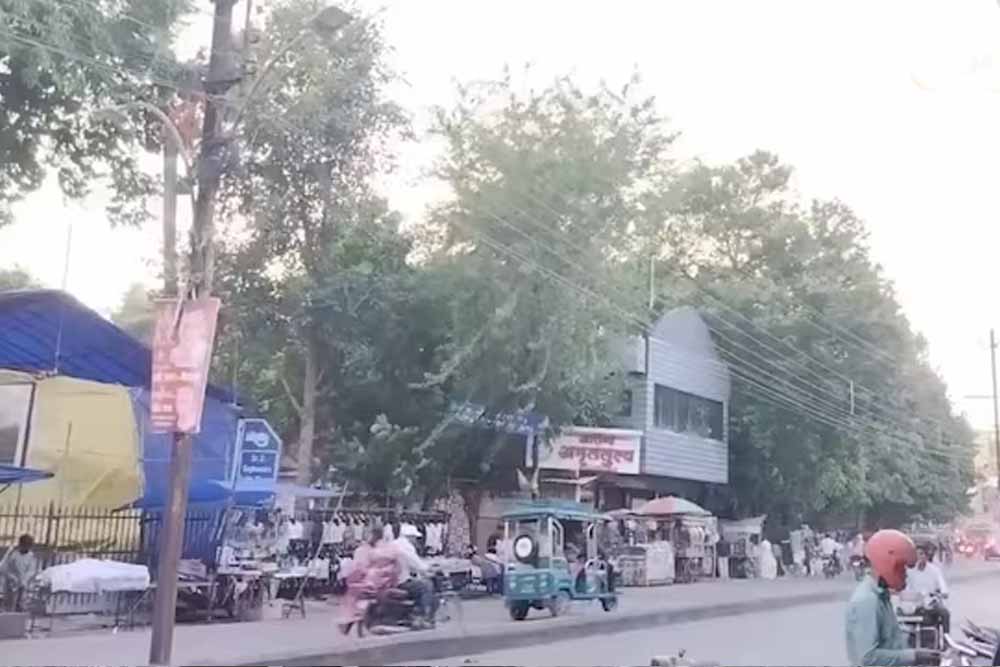 छत्तीसगढ़ में मौसम का मिजाज बदला, तापमान गिरा, कई इलाकों में बारिश और आकाशीय बिजली का खतरा