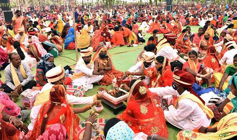 मुख्यमंत्री कन्या विवाह में भ्रष्टाचार का पर्दाफाश, आंगनबाड़ी कार्यकर्ता और सुपरवाइजर पर कड़ी कार्रवाई