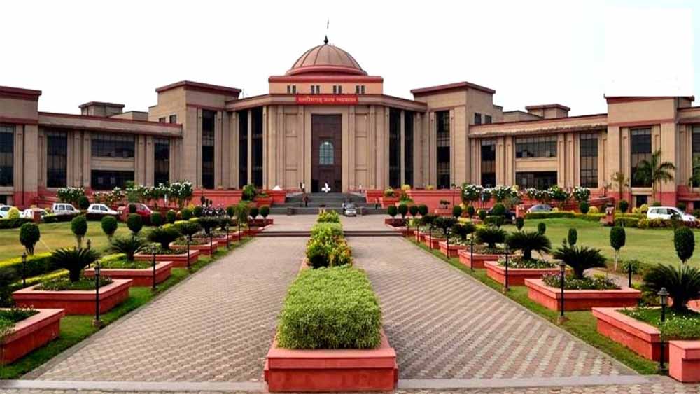 हाईकोर्ट का हस्तक्षेप: नवागढ़ नगर पंचायत अध्यक्ष की बर्खास्तगी पर लगी रोक, मिली बड़ी राहत