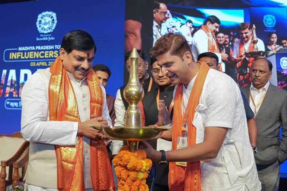 डिजिटल दौर में युवा मजबूत, सोशल मीडिया को बताया सबसे बड़ा हथियार—सीएम यादव