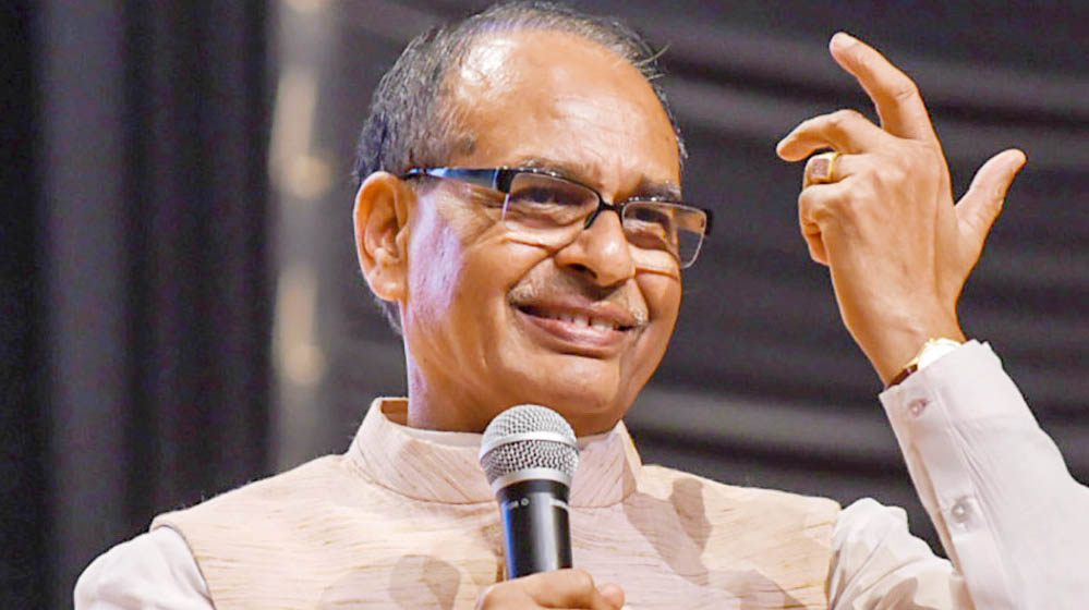 विदिशा से शिवराज मामा का मोहभंग या सियासी खेल? रायसेन में बढ़ी उनकी सक्रियता से शुरू हुई चर्चा