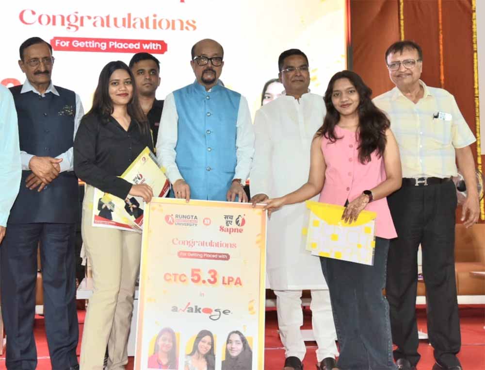 युवाओं को प्रदान किया गया जॉब लेट