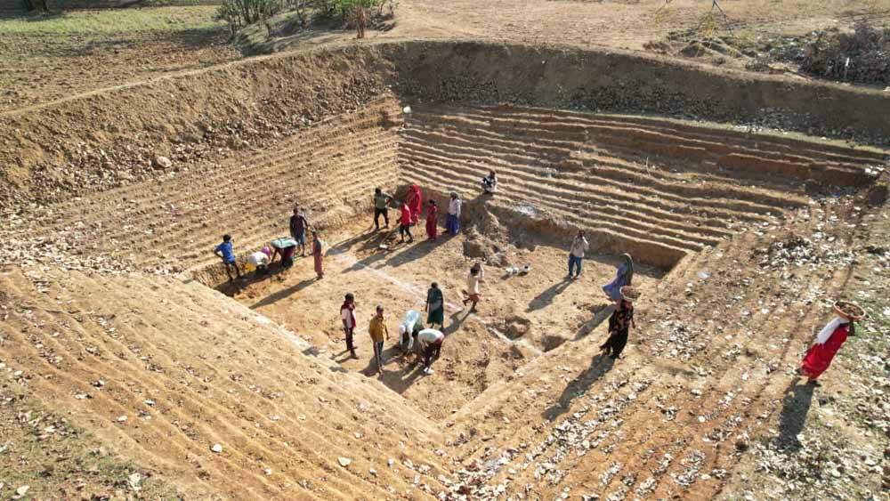 रोजगार सृजन में कबीरधाम सबसे आगे, हर वर्ग को मिला काम का अवस