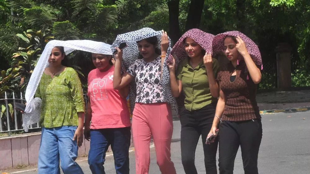 गर्मी का दौर शुरू, MP में पारा 5-6°C बढ़ेगा; मंडला-सिवनी समेत 7 जिलों में अलर्ट