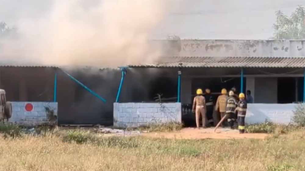 पटाखा फैक्ट्री बनी कब्रगाह! विरुधुनगर विस्फोट में 18 की मौत, कई घायल