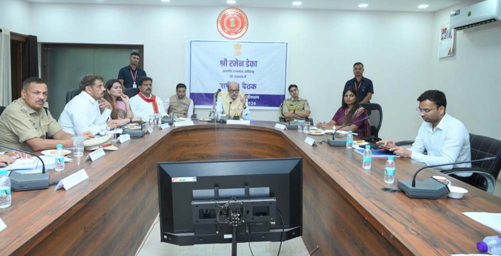 हर जिले की हो अलग पहचान, योजनाओं से बदले जनजीवन : राज्यपाल डेका