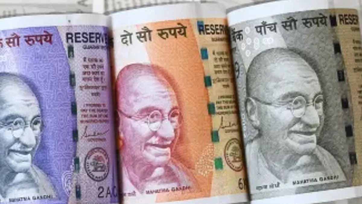 नकली नोटों के लालच में अपहरण, अमरोहा पुलिस ने मुठभेड़ में तीन बदमाश पकड़े