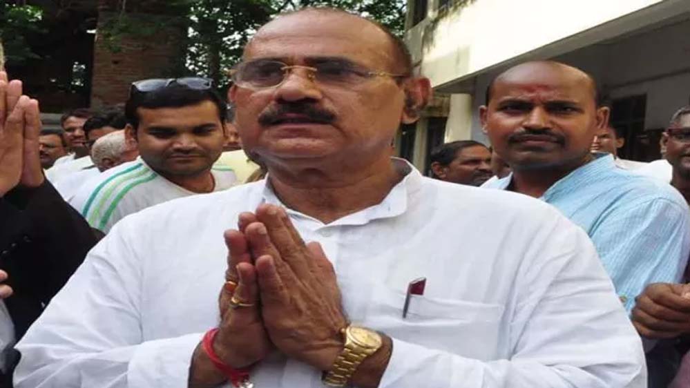 Vijay Mishra की मुश्किलें बढ़ीं, भदोही कोर्ट ने पूरे परिवार को ठहराया दोषी