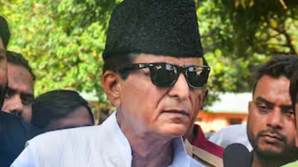 सपा नेता Azam Khan को कोर्ट से बड़ा झटका, ‘तनखैया’ टिप्पणी मामले में 2 साल की सजा