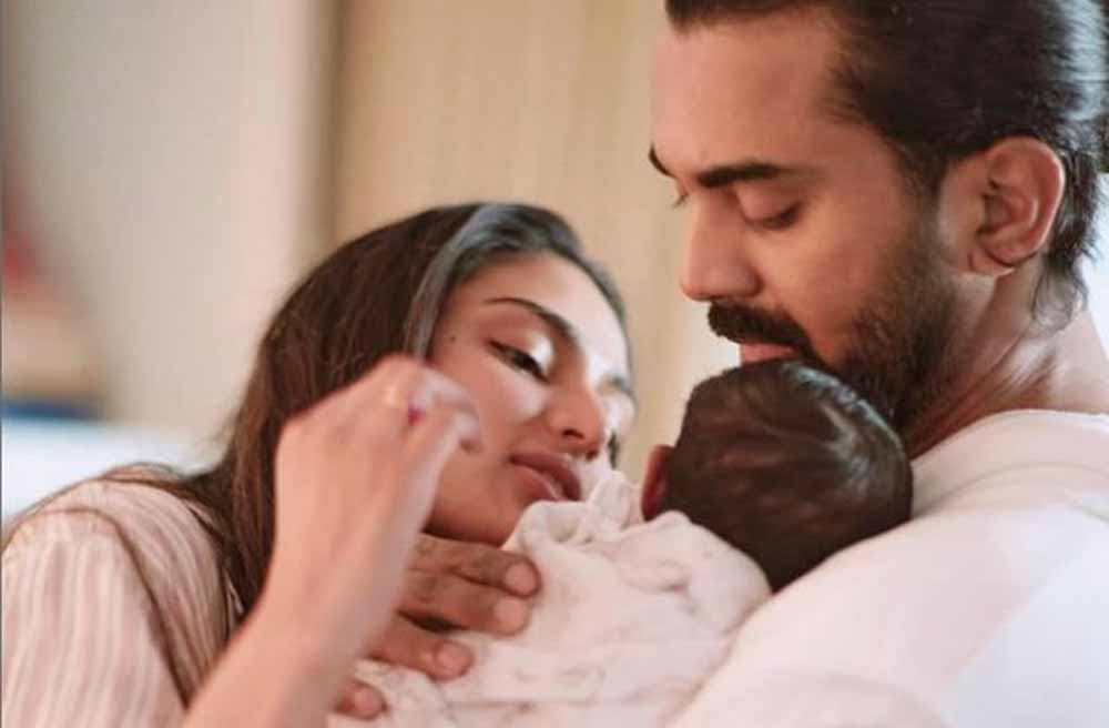 नई जिम्मेदारी, नया एहसास: केएल राहुल बोले—बेटी को गले लगाते ही सब कुछ भूल जाता हूं
