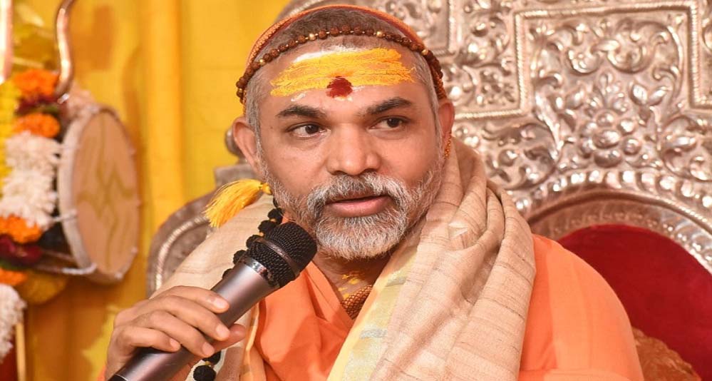 यूपी 2027 की राजनीति में गौवंश की एंट्री! स्वामी अविमुक्तेश्वरानंद बोले- गौरक्षा पर होगा बड़ा संघर्ष