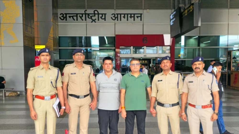 पटाखा फैक्ट्री हादसे के असली संचालक पर शिकंजा, चीन से लौटते ही पुलिस ने किया अरेस्ट