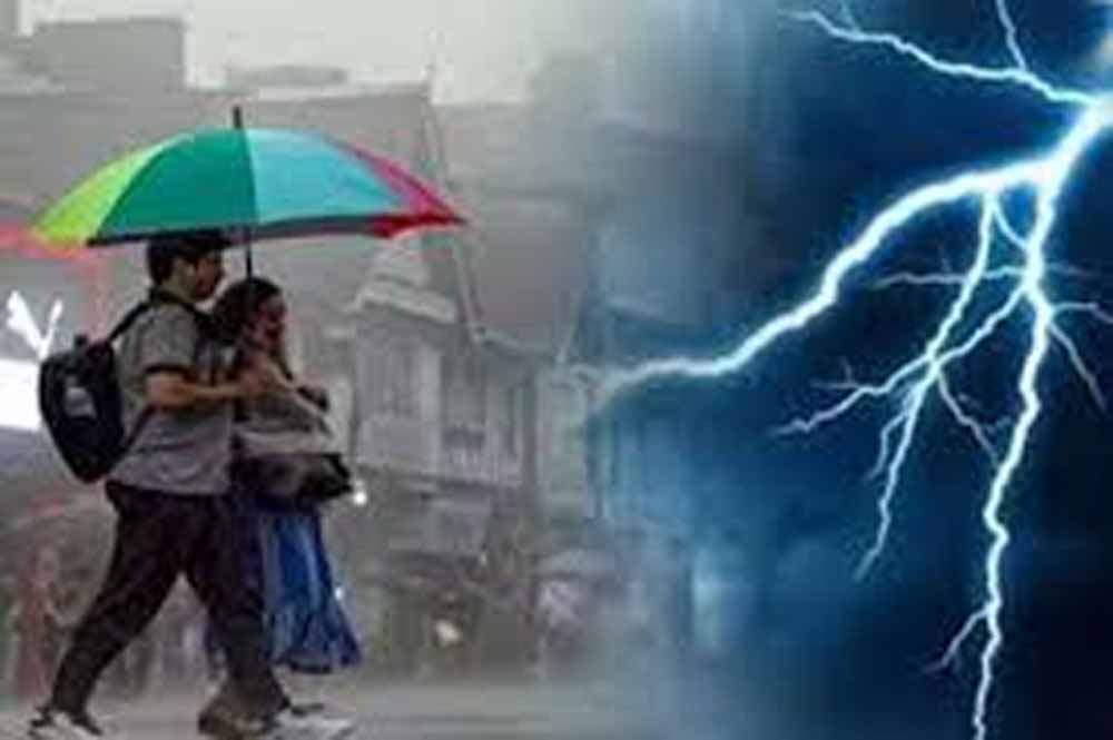 लखनऊ समेत यूपी में मौसम का खेल: कहीं बारिश तो कहीं उमस, तापमान में उतार-चढ़ाव जारी