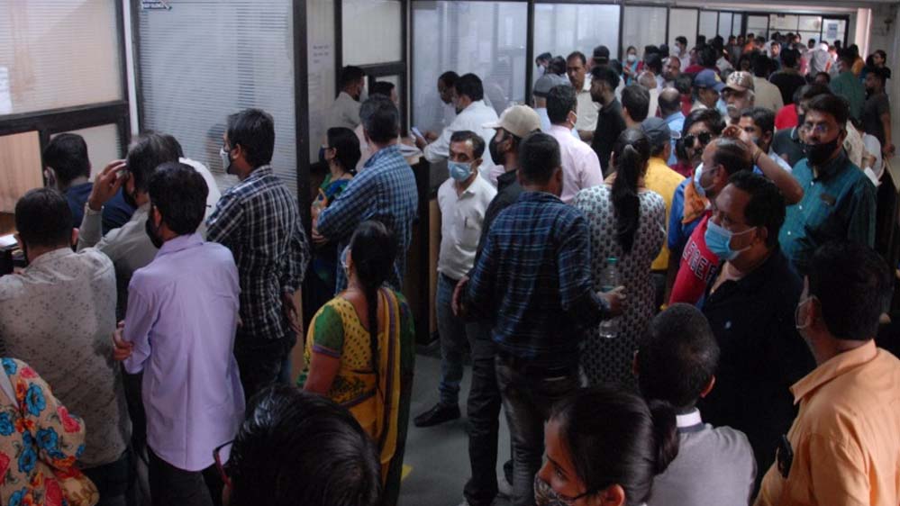 महिलाएं बन रहीं संपत्ति की मालकिन, नए वित्तीय वर्ष में 17 हजार रजिस्ट्रियों का बड़ा आंकड़ा पार