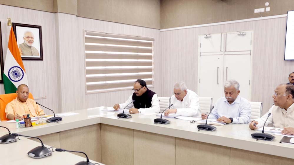 सरकारी अस्पतालों में तीन माह से कम एक्सपायरी वाली दवाएं न रहें: मुख्यमंत्री