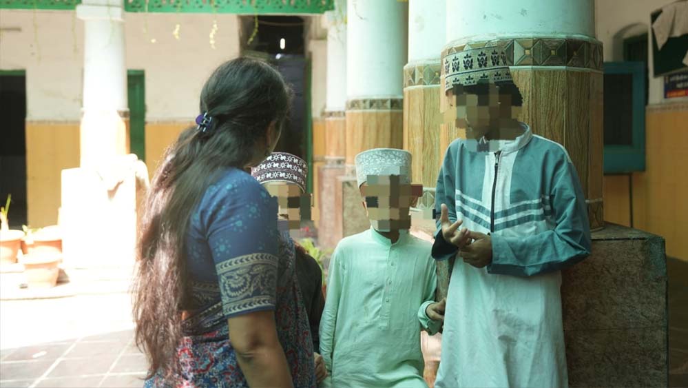 डॉ. वर्णिका शर्मा के निरीक्षण में मदरसों की अव्यवस्था आई सामने