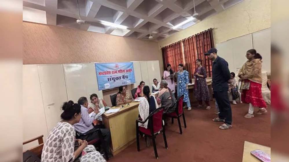 लंबे इंतजार के बाद सक्रिय हुआ मध्यप्रदेश महिला आयोग, घरेलू विवादों पर अधिकारियों को दिए कड़े निर्देश