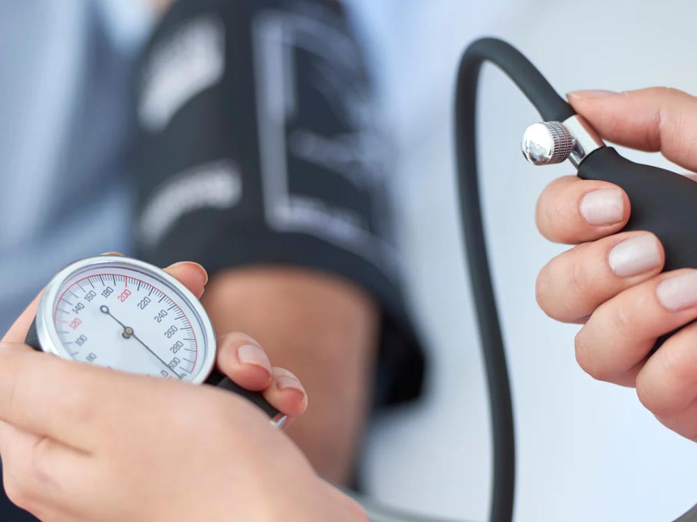 BP कंट्रोल में तो दिल सुरक्षित! AIIMS डॉक्टर ने बताया कैसे मामूली कमी भी बचा सकती है जान