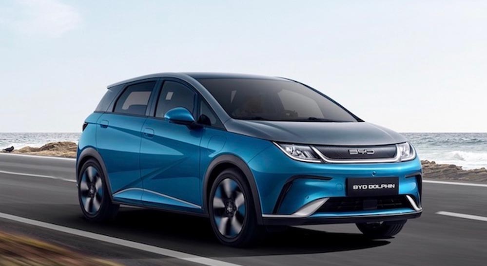 इलेक्ट्रिक कारों में नया गेमचेंजर, BYD Dolphin देगी 1000Km तक की रेंज