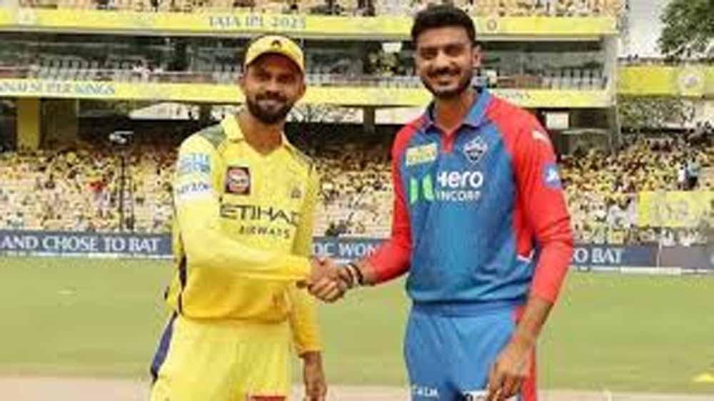 प्लेऑफ की जंग तेज: DC बनाम CSK मैच में कौन मारेगा बाजी?