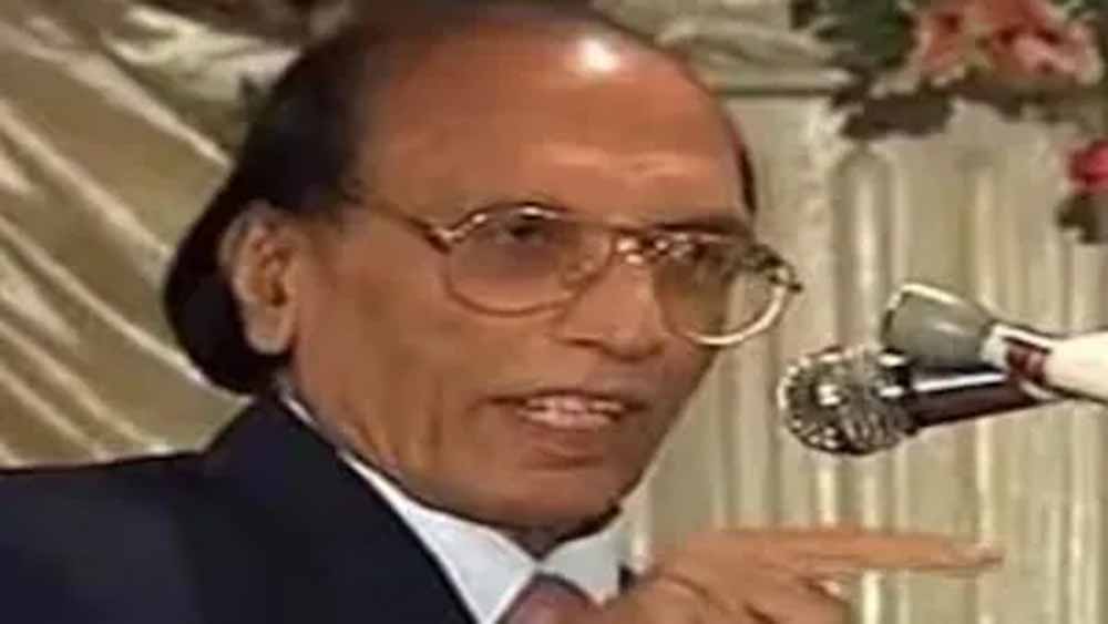 1987 के मेरठ दंगों में बशीर बद्र का घर जलने के बाद भोपाल में हुए शिफ्ट