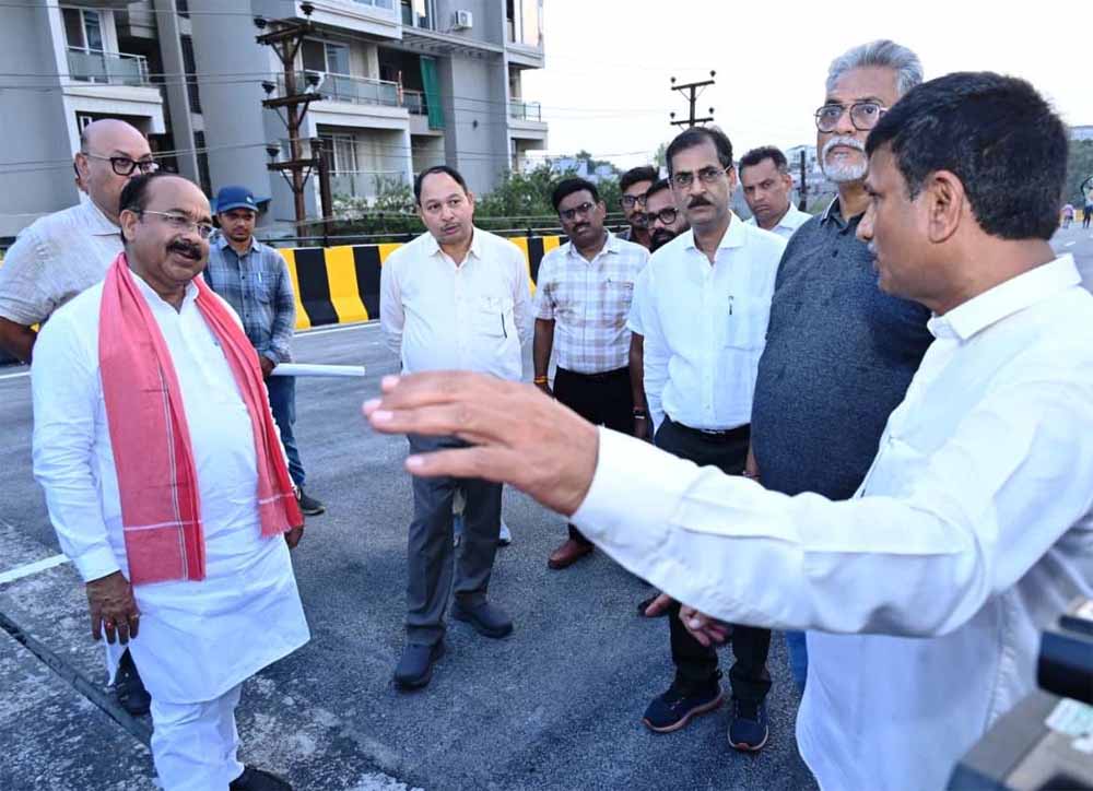 ओवर-ब्रिज पर यातायात शुरू होने से शहर और आसपास के गांवों के हजारों लोगों को मिलेगी राहत